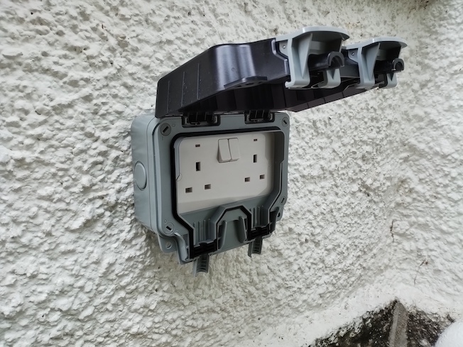 Outside socket open.